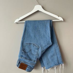 Levi Wedgie Straight Jeans - Vintage - 26 Waist - 25 length